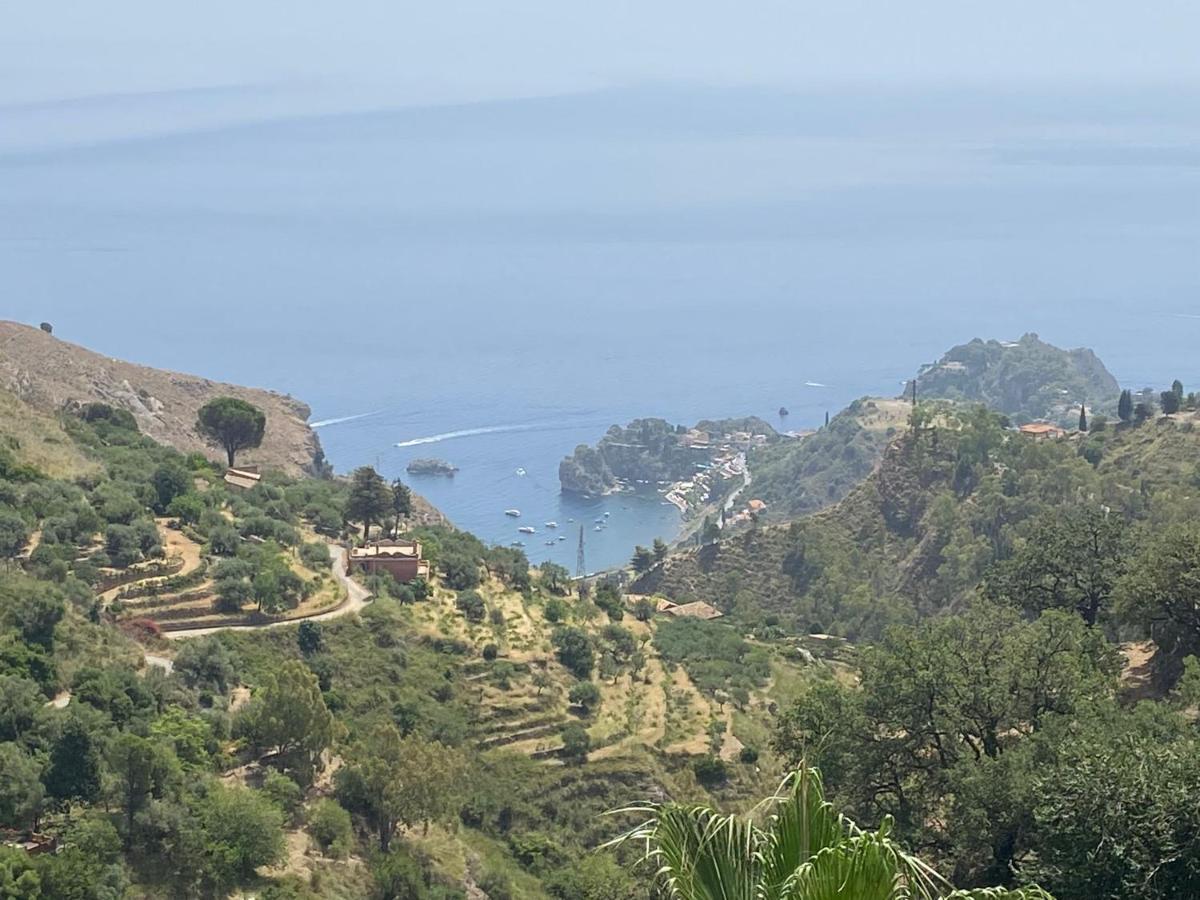 Mi 'Ffaciu E Mi Ricriu Casa Vacanze Castelmola Exterior foto